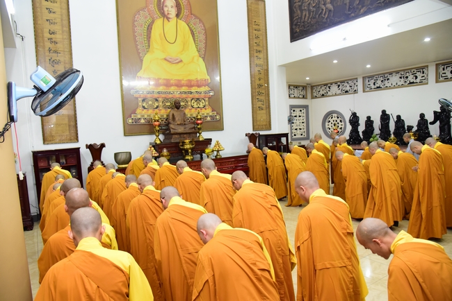 Quý Thầy chùa Hoằng Pháp an cư tập trung