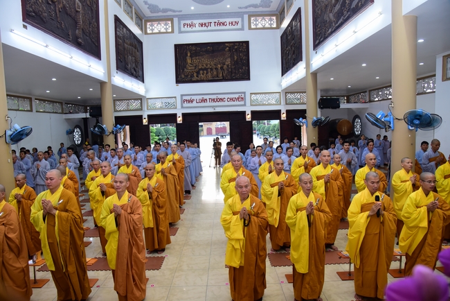 Quý Thầy chùa Hoằng Pháp an cư tập trung