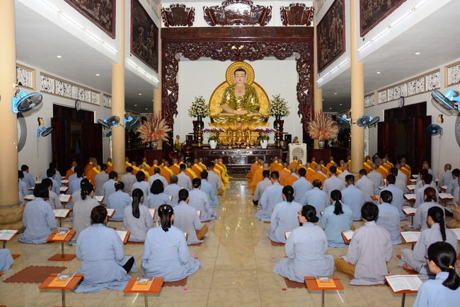 Quý Thầy chùa Hoằng Pháp an cư tập trung