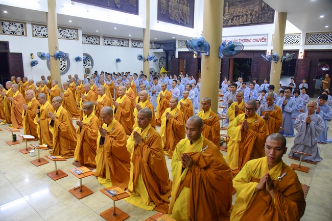 Quý Thầy chùa Hoằng Pháp an cư tập trung