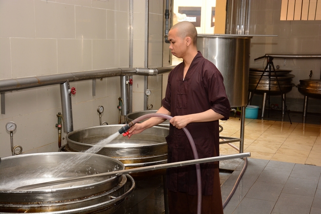 Quý Thầy chùa Hoằng Pháp an cư tập trung