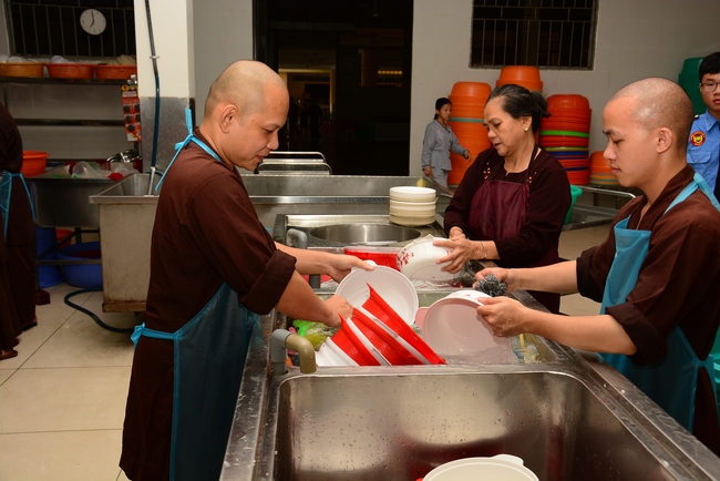 Quý Thầy chùa Hoằng Pháp an cư tập trung