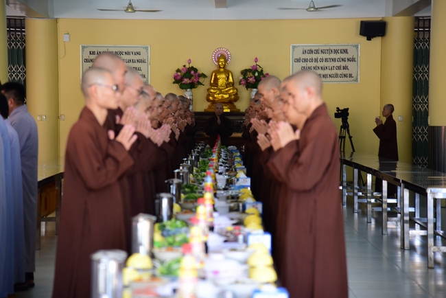 Quý Thầy chùa Hoằng Pháp an cư tập trung
