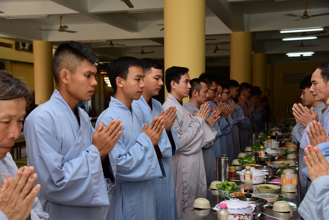 Quý Thầy chùa Hoằng Pháp an cư tập trung