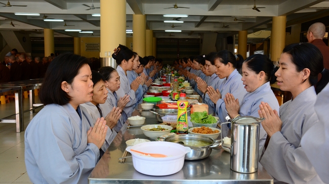 Quý Thầy chùa Hoằng Pháp an cư tập trung
