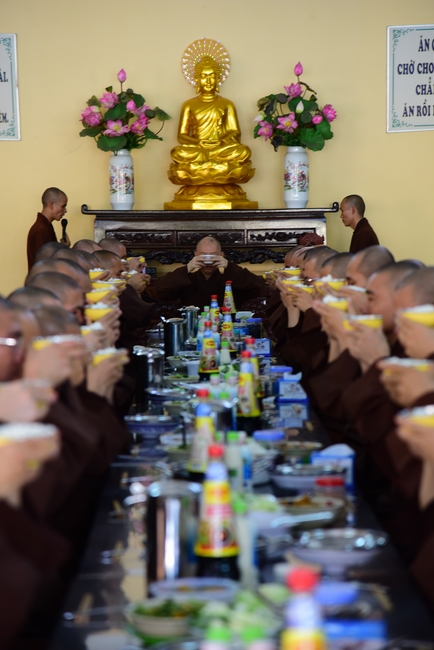 Quý Thầy chùa Hoằng Pháp an cư tập trung