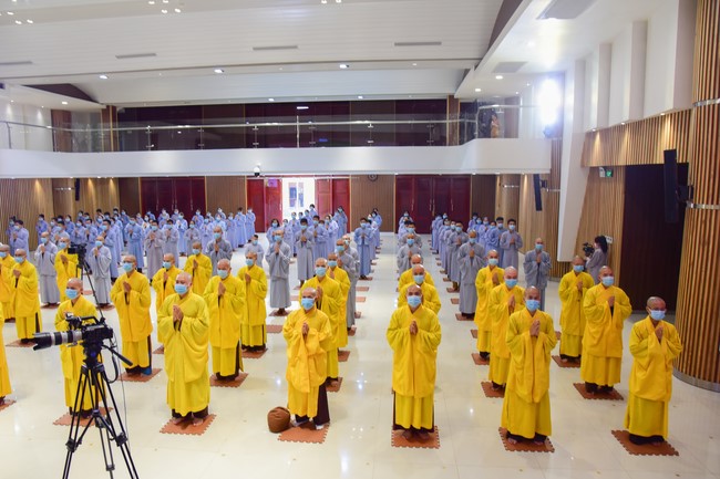 The 15th Dharma Talk Program: Confidences in the life of cultivation.