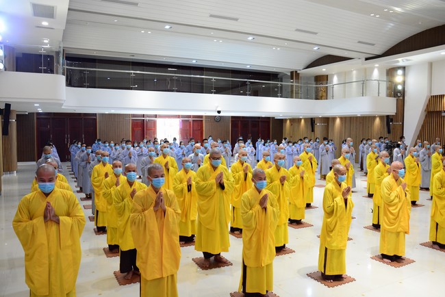 The 15th Dharma Talk Program: Confidences in the life of cultivation.