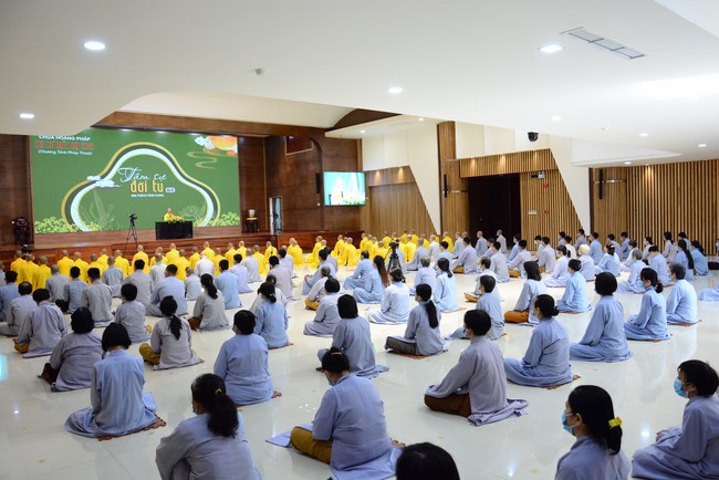 The 16th Dharma Talk Program: Confidences in the life of cultivation.