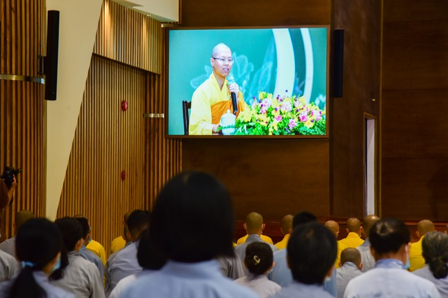 The 16th Dharma Talk Program: Confidences in the life of cultivation.