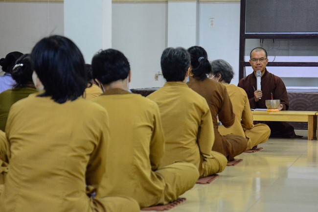 Buddhadharma Conversation at Hoang Phap pagoda