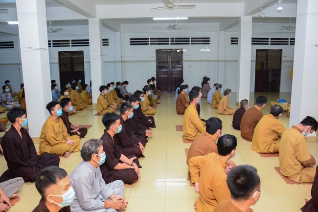 Buddhadharma Conversation at Hoang Phap pagoda