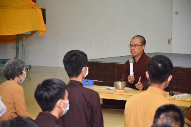 Buddhadharma Conversation at Hoang Phap pagoda