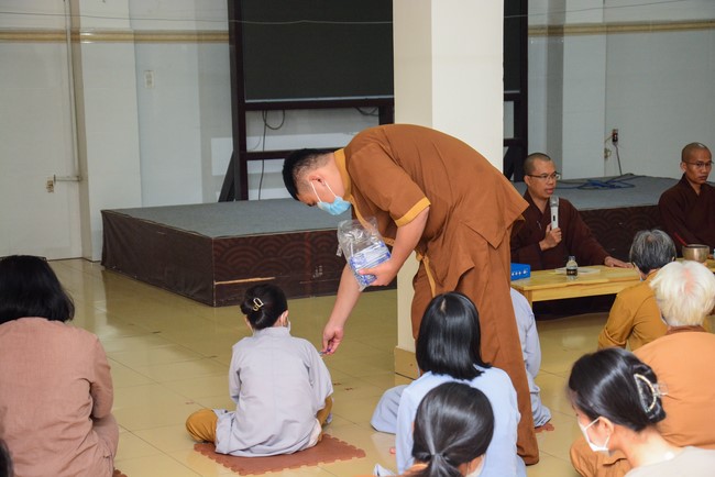 Buddhadharma Conversation at Hoang Phap pagoda