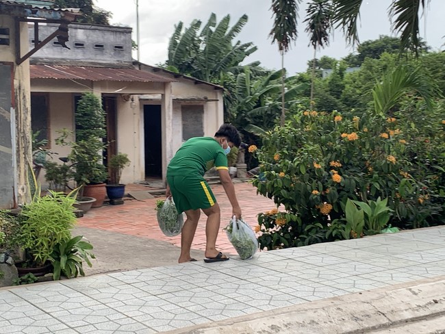 Continuing to support people in need in the Covid-19 pandemic of Hoang Phap Pagoda (series 5)