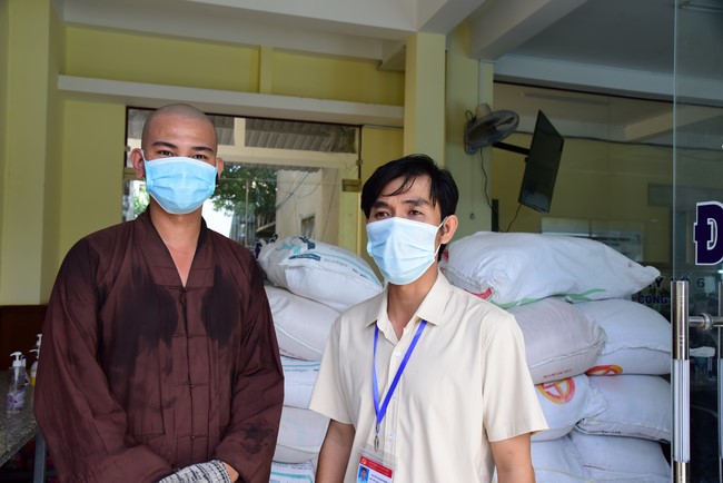 Continuing to support people in need in the Covid-19 pandemic of Hoang Phap Pagoda (series 5)