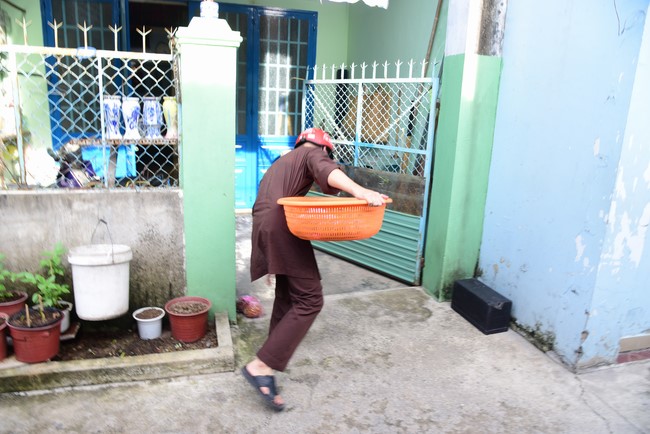 Continuing to support people in need in the Covid-19 pandemic of Hoang Phap Pagoda (series 5)