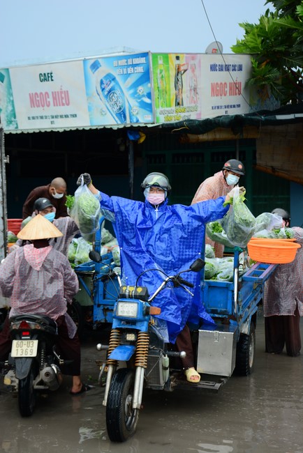 Continuing to support people in need in the Covid-19 pandemic of Hoang Phap Pagoda (series 5)