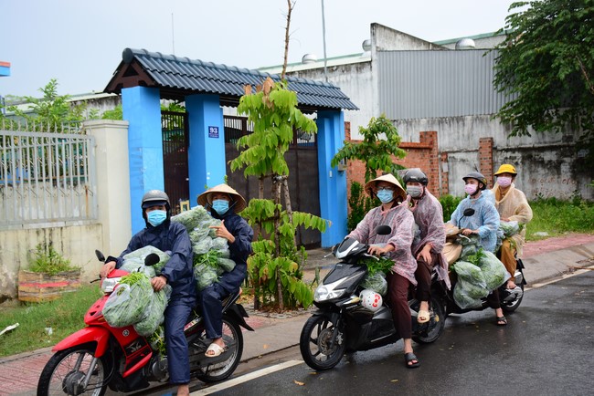 Continuing to support people in need in the Covid-19 pandemic of Hoang Phap Pagoda (series 5)