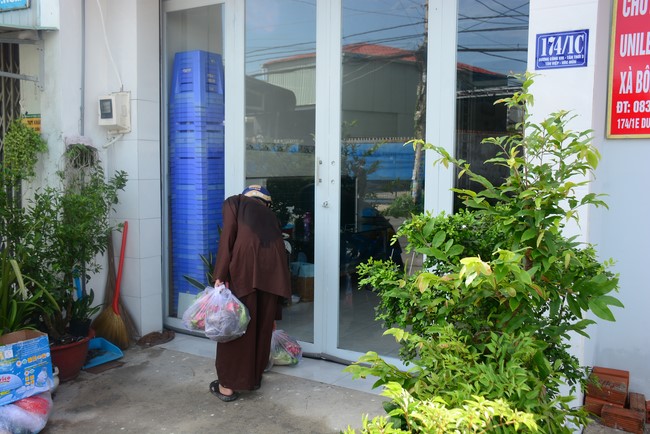 Continuing to support people in need in the Covid-19 pandemic of Hoang Phap Pagoda (series 5)