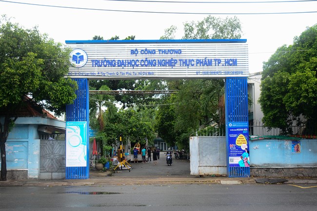 Continuing to support people in need in the Covid-19 pandemic of Hoang Phap Pagoda (series 5)