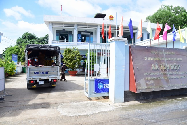 Continuing to support people in need in the Covid-19 pandemic of Hoang Phap Pagoda (series 5)