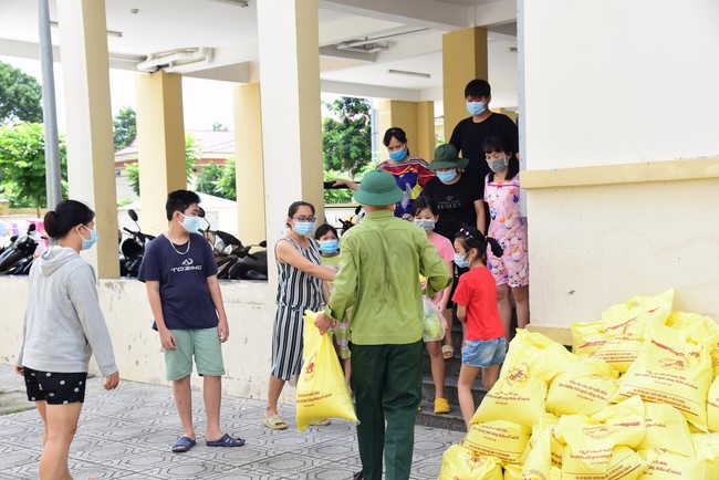 Continuing to support people in need in the Covid-19 pandemic of Hoang Phap Pagoda (series 5)