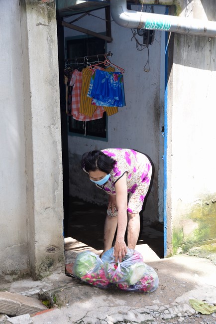 Continuing to support people in need in the Covid-19 pandemic of Hoang Phap Pagoda (series 5)