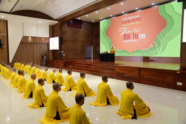 The 18th Dharma Talk Program: Confidences in the life of cultivation.