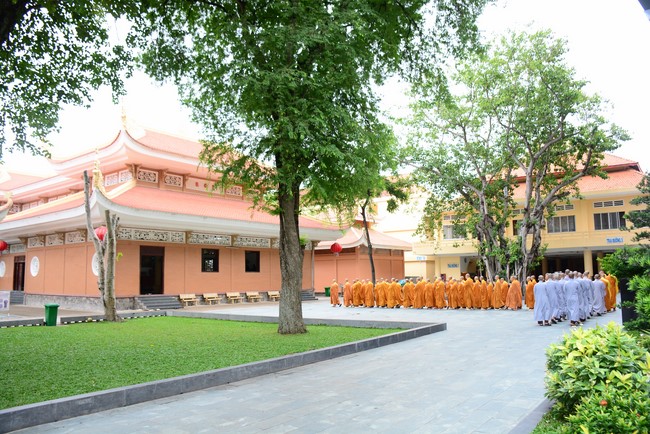 Pratimoksa commandment rite