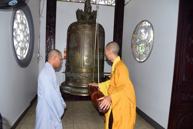 Pratimoksa commandment rite