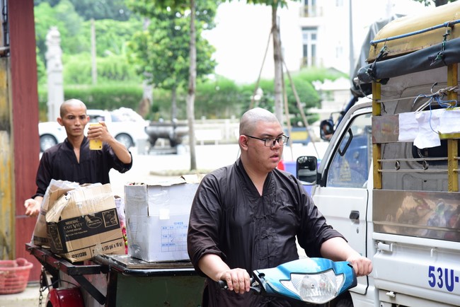 Chùa Hoằng Pháp: Tiếp tục hỗ trợ người dân khó khăn trong đại dịch Covid (đợt 6)