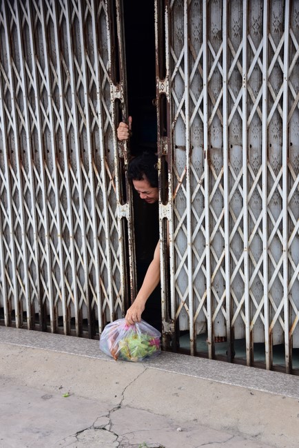 Chùa Hoằng Pháp: Tiếp tục hỗ trợ người dân khó khăn trong đại dịch Covid (đợt 6)