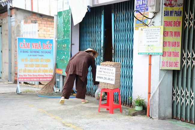 Chùa Hoằng Pháp: Tiếp tục hỗ trợ người dân khó khăn trong đại dịch Covid (đợt 6)