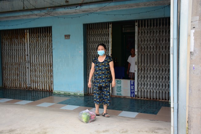 Chùa Hoằng Pháp: Tiếp tục hỗ trợ người dân khó khăn trong đại dịch Covid (đợt 6)