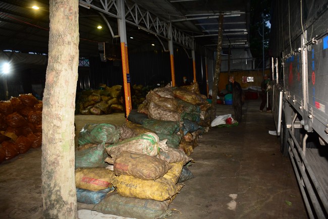 Chùa Hoằng Pháp: Tiếp tục hỗ trợ người dân khó khăn trong đại dịch Covid (đợt 6)