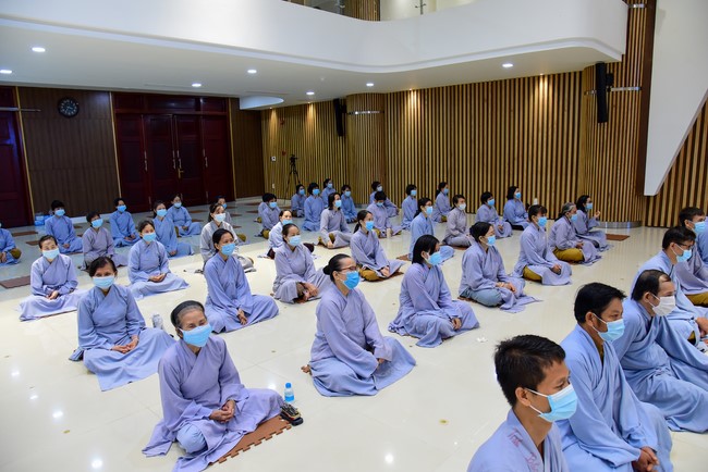 The 18th Dharma Talk Program: Confidences in the life of cultivation.