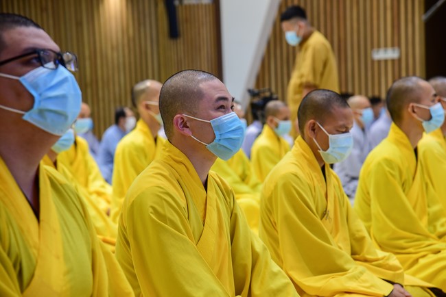 The 18th Dharma Talk Program: Confidences in the life of cultivation.