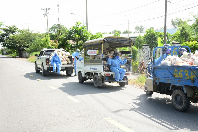 Continuing to support people in need in the Covid-19 pandemic of Hoang Phap Pagoda (series 11)