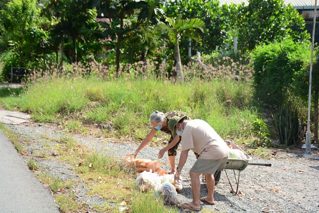 Continuing to support people in need in the Covid-19 pandemic of Hoang Phap Pagoda (series 11)