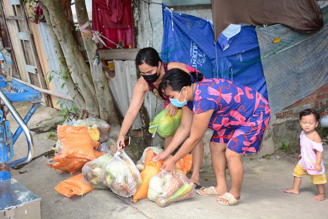 Continuing to support people in need in the Covid-19 pandemic of Hoang Phap Pagoda (series 11)
