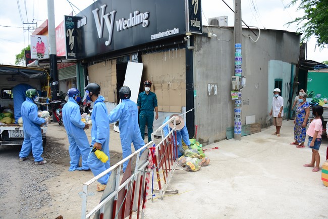 Continuing to support people in need in the Covid-19 pandemic of Hoang Phap Pagoda (series 11)