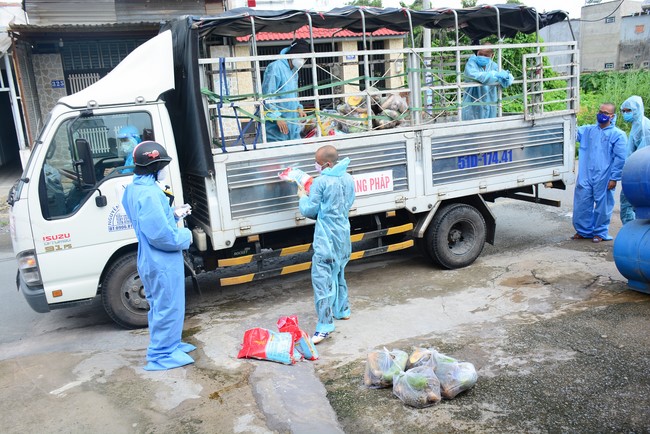 Continuing to support people in need in the Covid-19 pandemic of Hoang Phap Pagoda (series 11)
