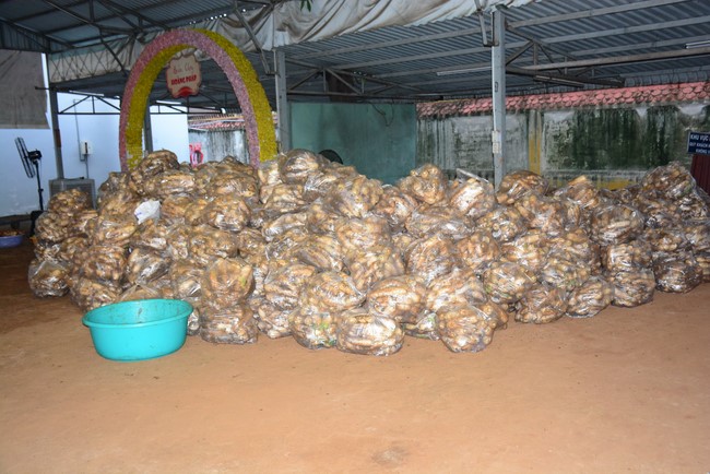 Continuing to support people in need in the Covid-19 pandemic of Hoang Phap Pagoda (series 12)