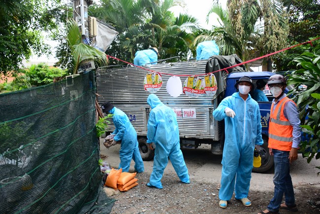Continuing to support people in need in the Covid-19 pandemic of Hoang Phap Pagoda (series 12)