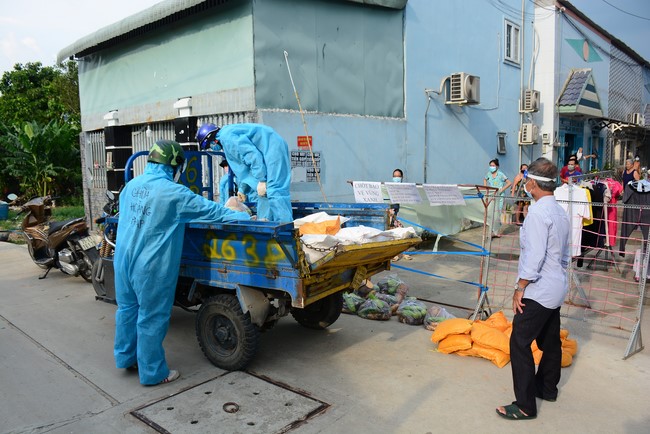 Continuing to support people in need in the Covid-19 pandemic of Hoang Phap Pagoda (series 12)