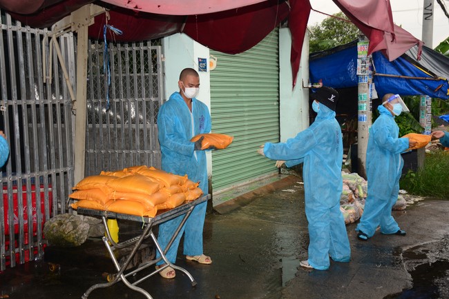 Continuing to support people in need in the Covid-19 pandemic of Hoang Phap Pagoda (series 12)