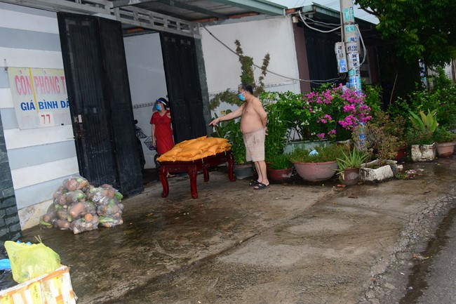 Continuing to support people in need in the Covid-19 pandemic of Hoang Phap Pagoda (series 12)