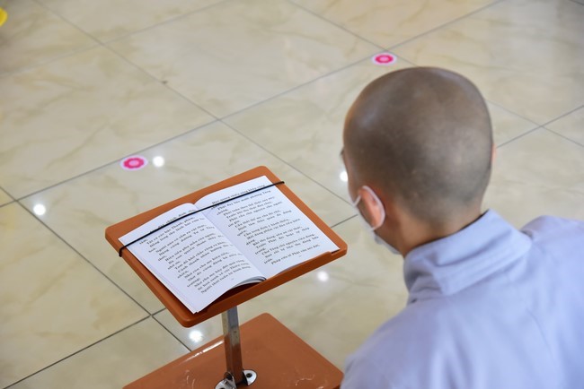 Pravaranà Ceremony at Hoang Phap Pagoda