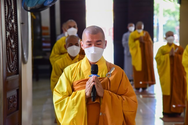 Pravaranà Ceremony at Hoang Phap Pagoda